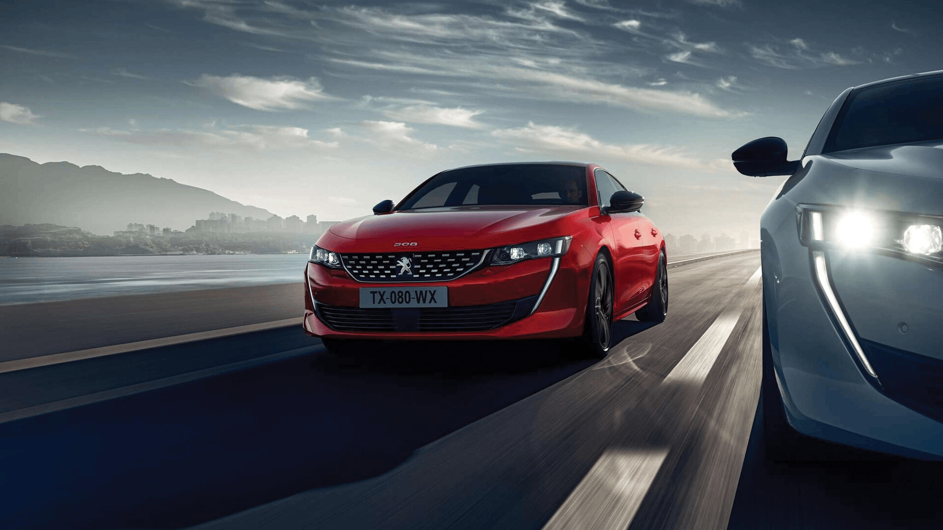 PEUGEOT 508: Premium Sedan from PEUGEOT